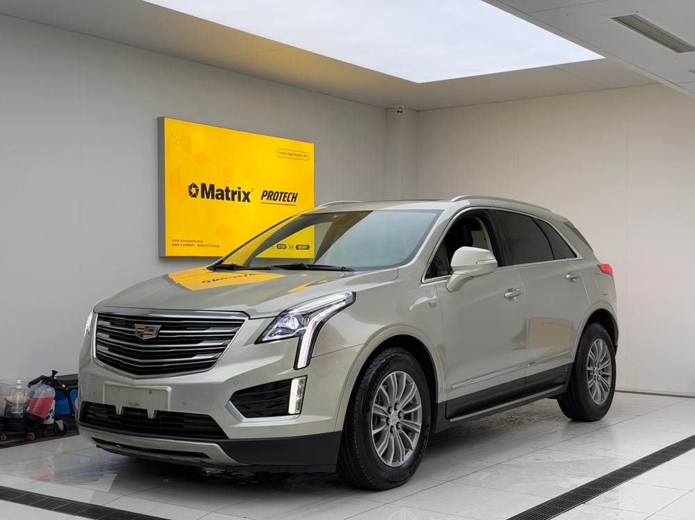 Cadillac XT5 2016 — фото автомобиля