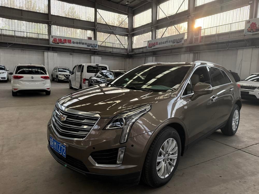 Cadillac XT5 2016 — фото автомобиля