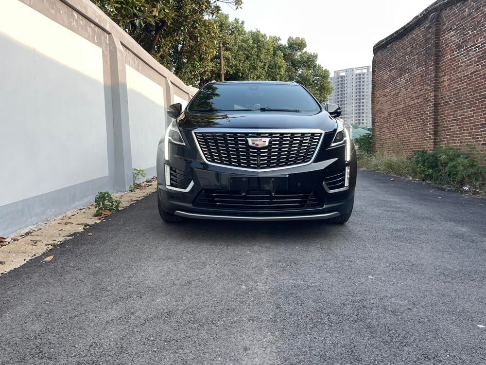 Cadillac XT5 2020 — фото автомобиля 1
