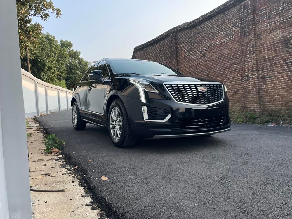 Cadillac XT5 2020 — фото автомобиля