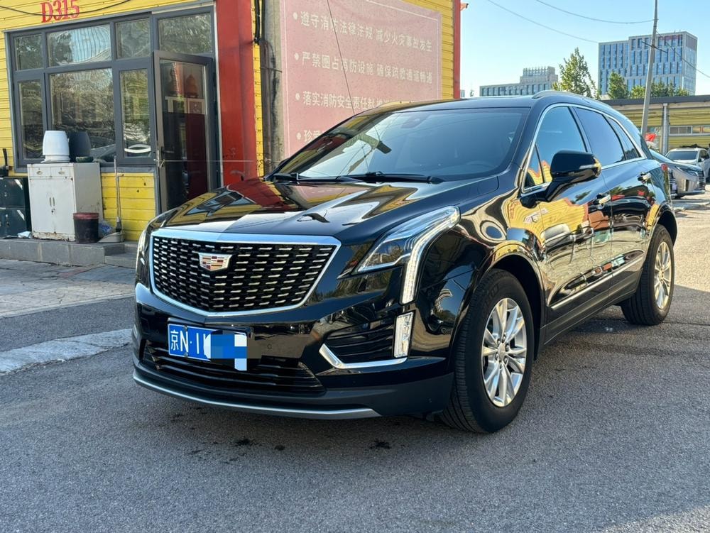 Cadillac XT5 2022 — фото автомобиля