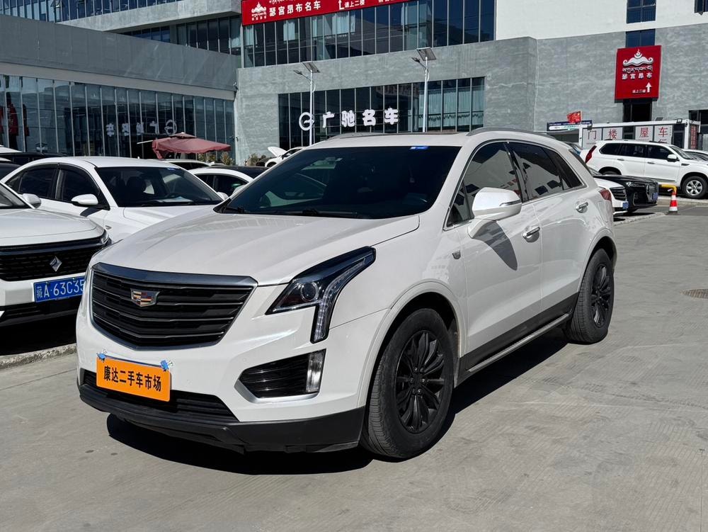 Cadillac XT5 2018 — фото автомобиля