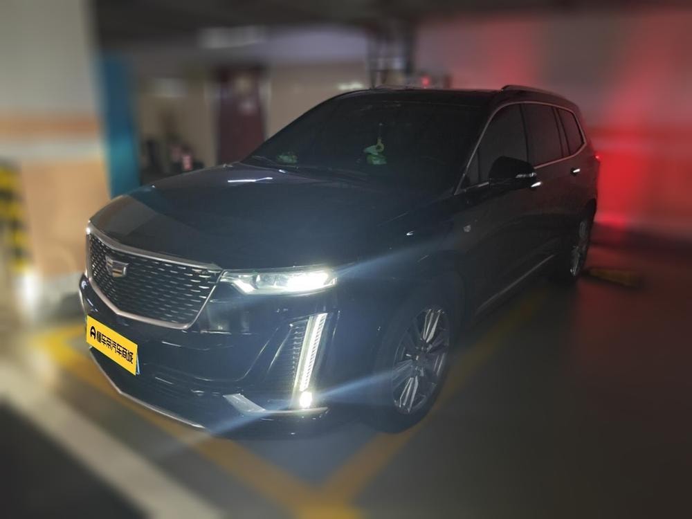 Cadillac XT6 2022 — фото автомобиля
