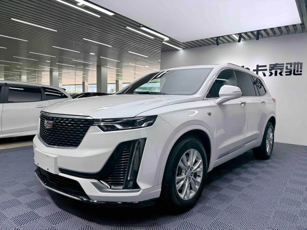 Cadillac XT6 2020 — фото автомобиля 1