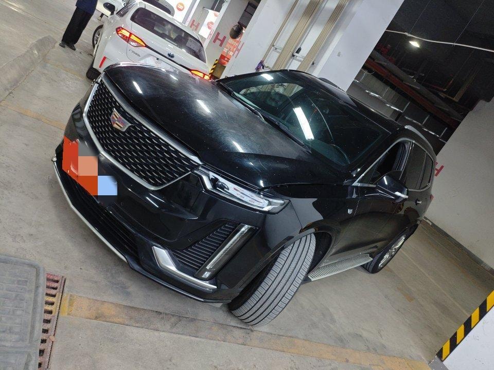 Cadillac XT6 2022 — фото автомобиля 1
