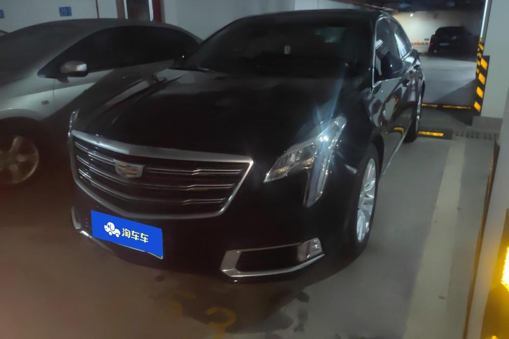 Cadillac XTS 2017 — фото автомобиля