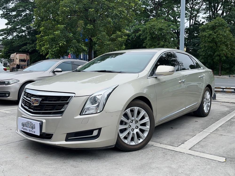 Cadillac XTS 2016 — фото автомобиля