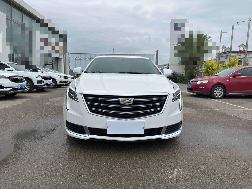 Cadillac XTS 2018 — фото автомобиля 1