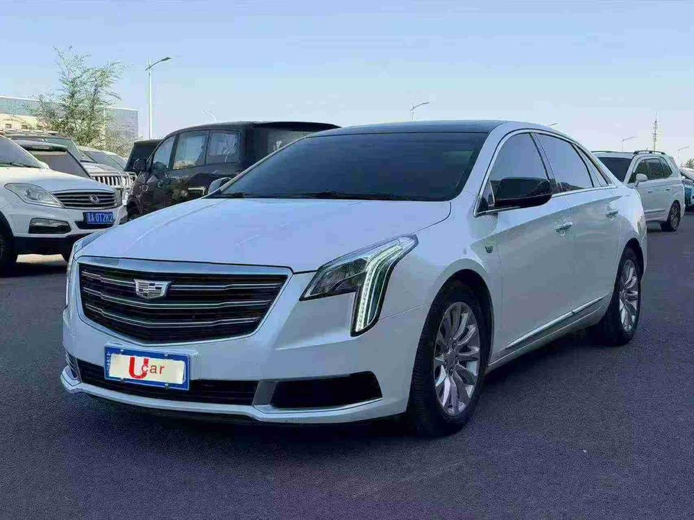 Cadillac XTS 2018 — фото автомобиля