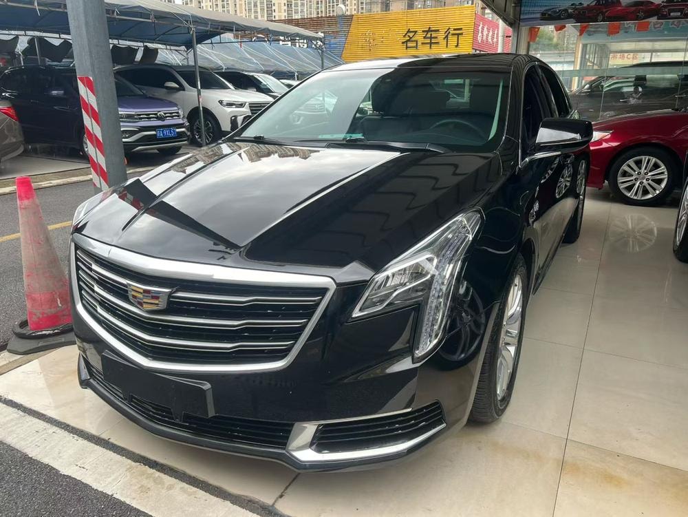 Cadillac XTS 2018 — фото автомобиля