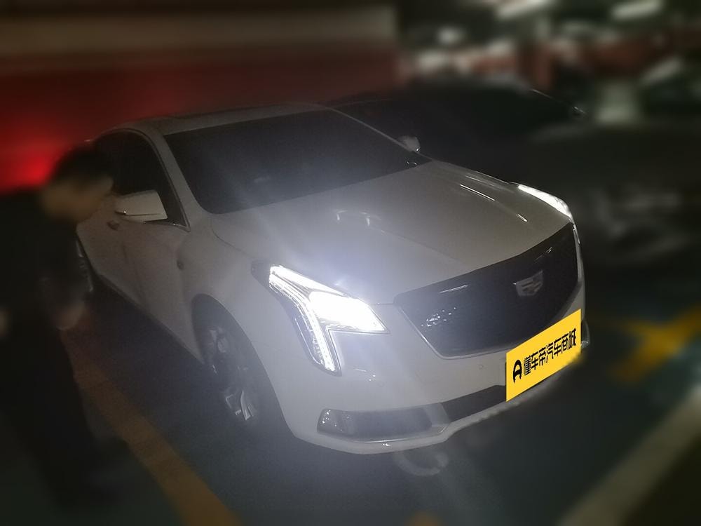 Cadillac XTS 2018 — фото автомобиля