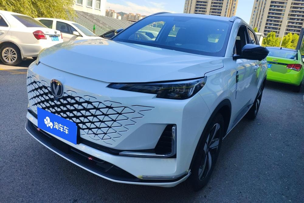 Changan CS55 PLUS 2024 — фото автомобиля 1