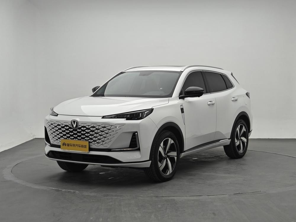 Changan CS55 PLUS 2024 — фото автомобиля