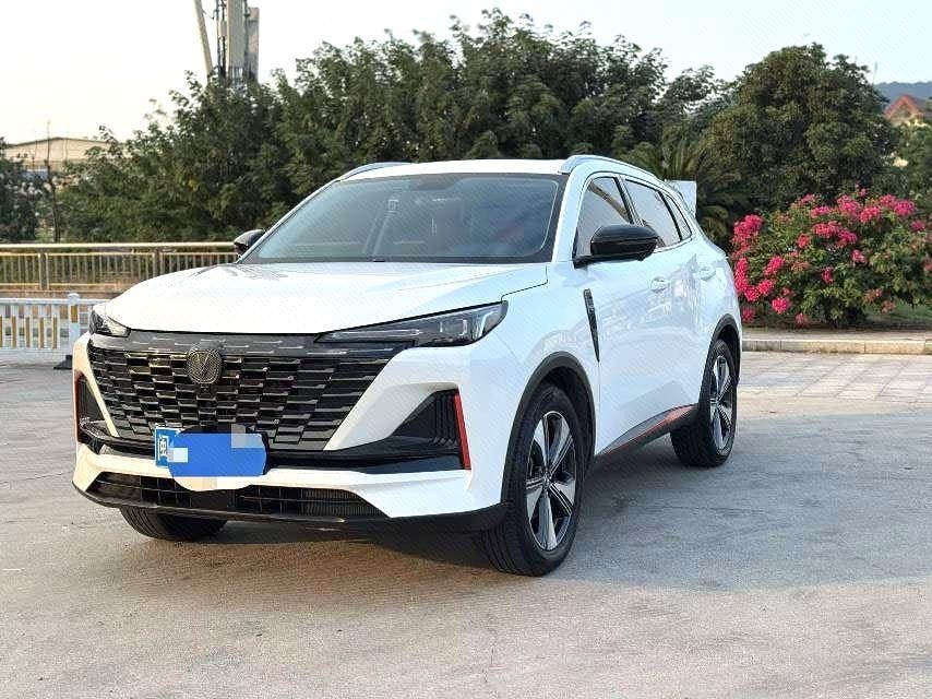 Changan CS55 PLUS 2022 — фото автомобиля