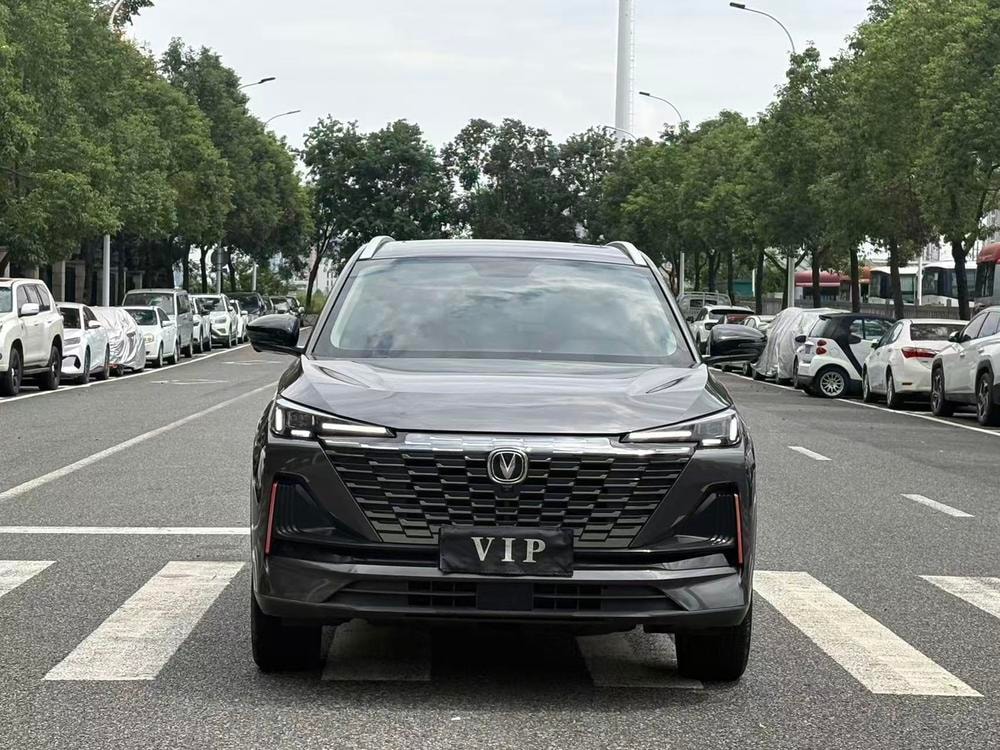 Changan CS55 PLUS 2022 — фото автомобиля