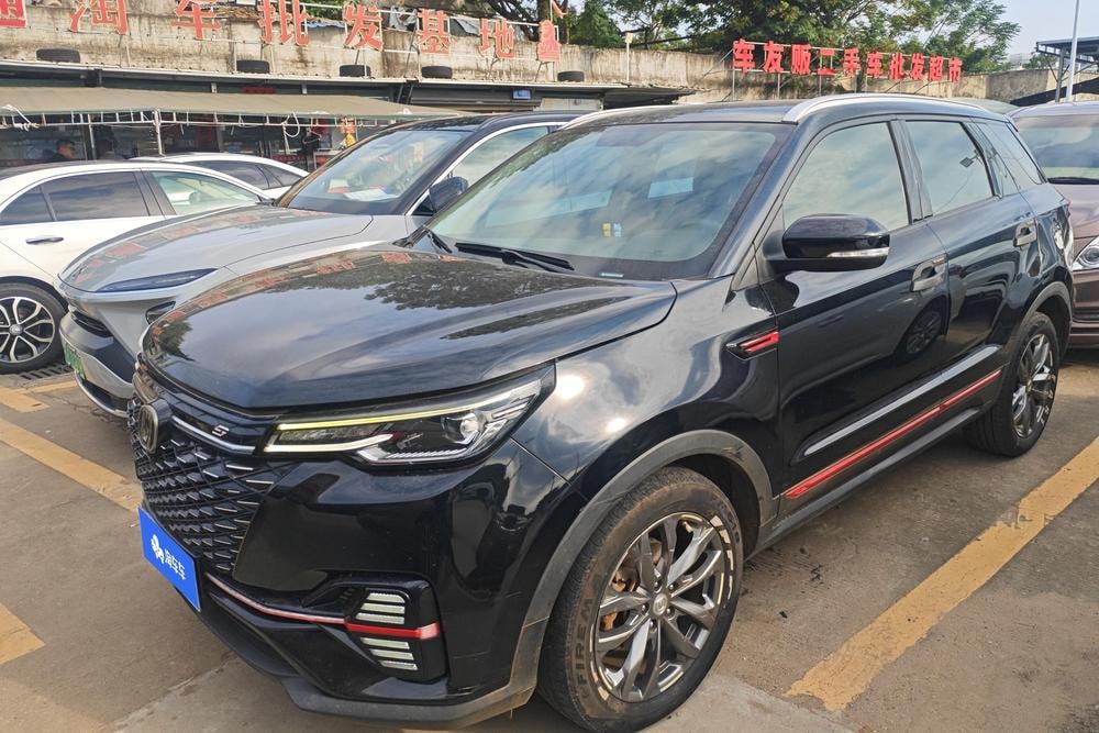 Changan CS55 PLUS 2021 — фото автомобиля