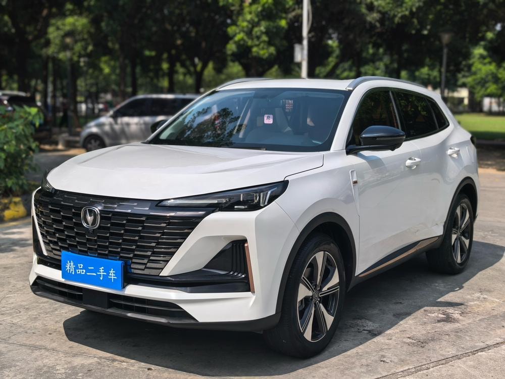 Changan CS55 PLUS 2022 — фото автомобиля