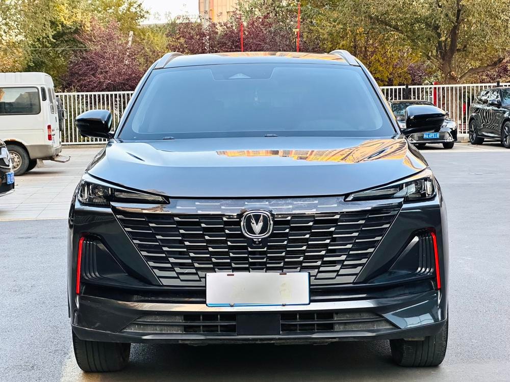 Changan CS55 PLUS 2023 — фото автомобиля