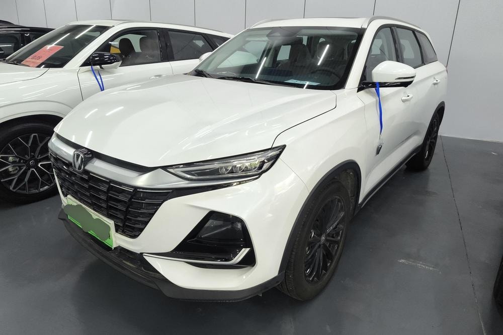 Changan CS75 2026 — фото автомобиля 1