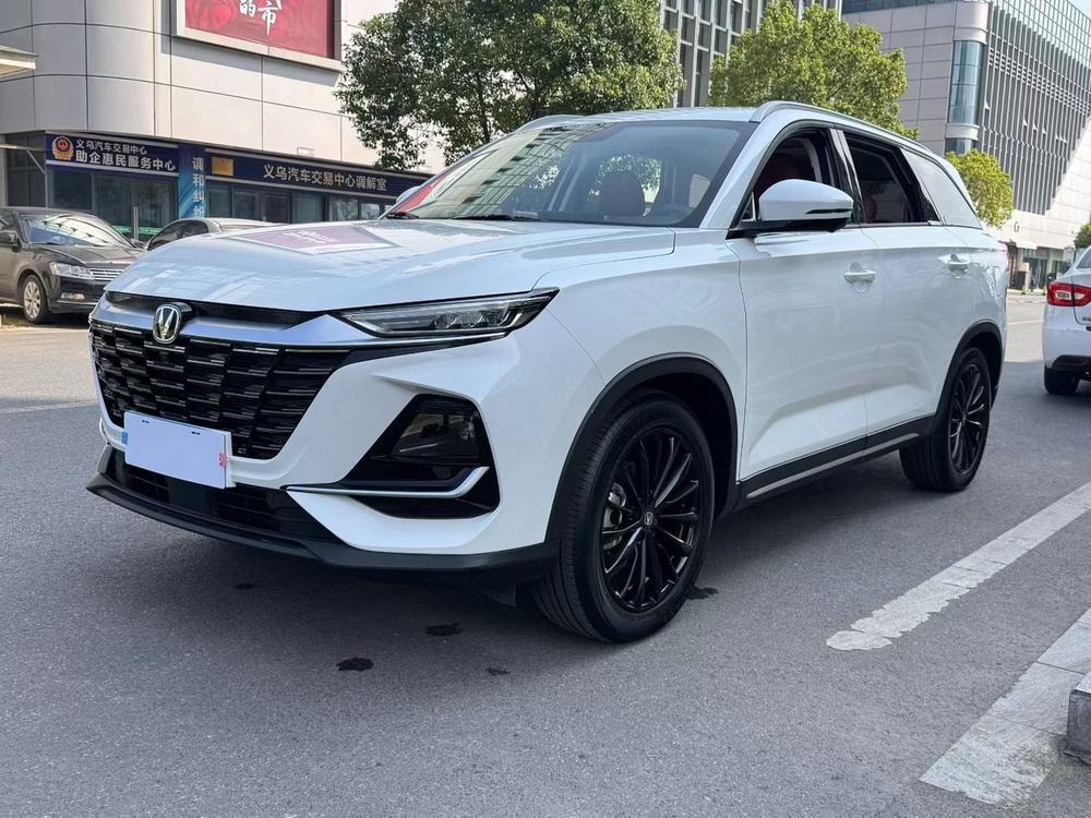 Changan CS75 2025 — фото автомобиля 1