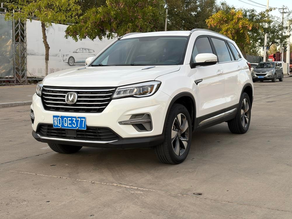 Changan CS75 2021 — фото автомобиля