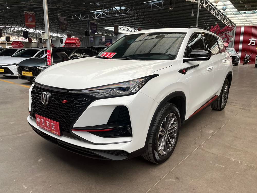 Changan CS75 PLUS 2021 — фото автомобиля 1