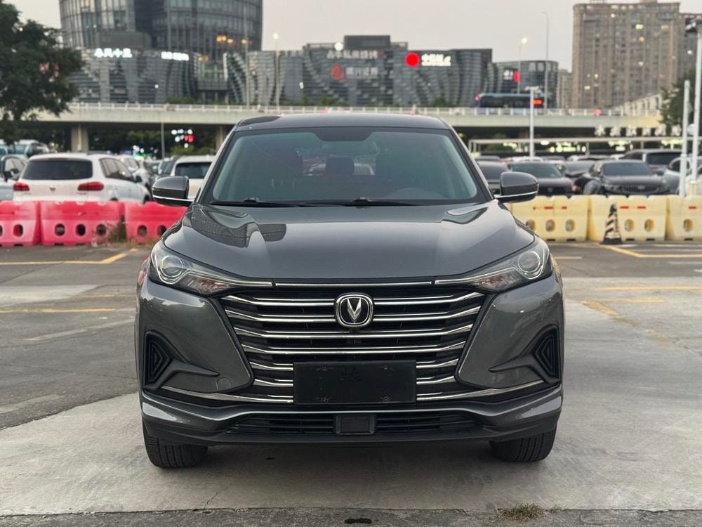 Changan CS75 PLUS 2021 — фото автомобиля