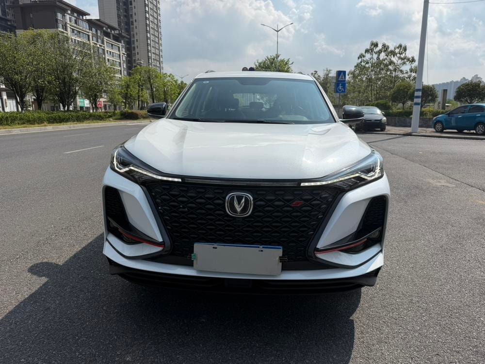 Changan CS75 PLUS 2022 — фото автомобиля