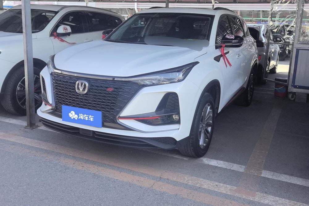Changan CS75 PLUS 2021 — фото автомобиля 1