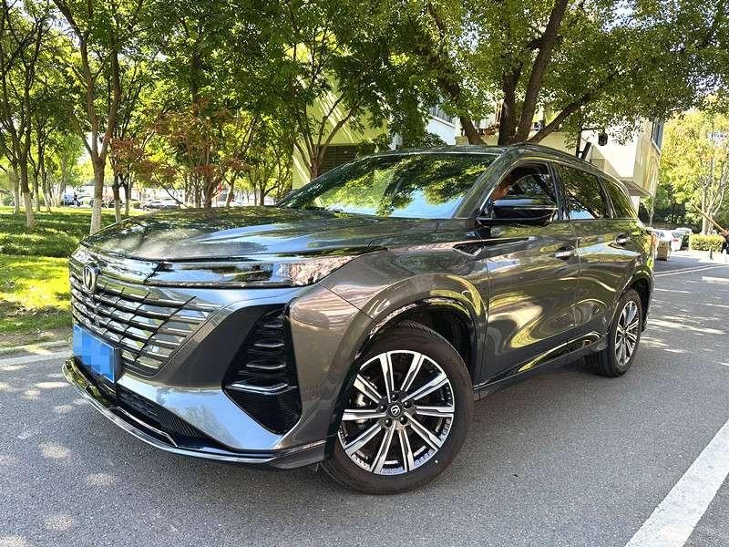 Changan CS75 PLUS 2024 — фото автомобиля 1