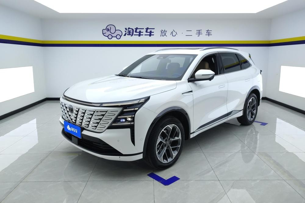 Changan CS75 PLUS 2025 — фото автомобиля 1