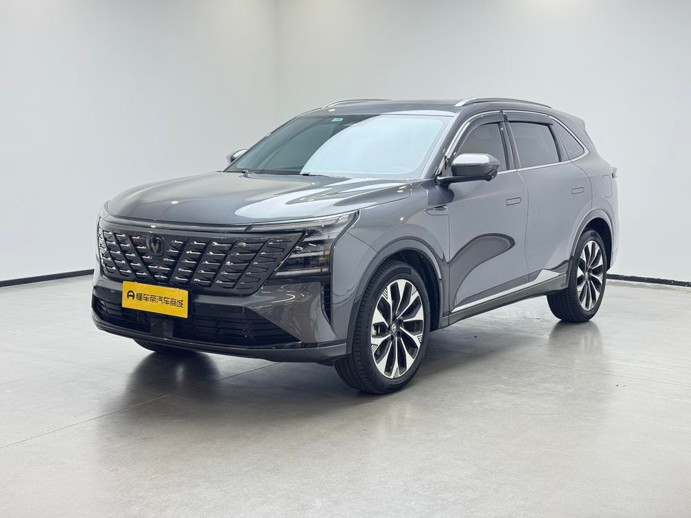 Changan CS75 PLUS 2025 — фото автомобиля