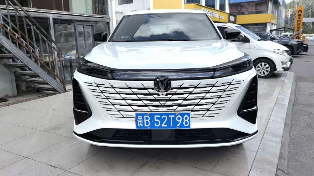 Changan CS75 PLUS 2026 — фото автомобиля 1