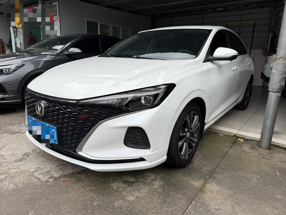 Changan Eado 2020 — фото автомобиля
