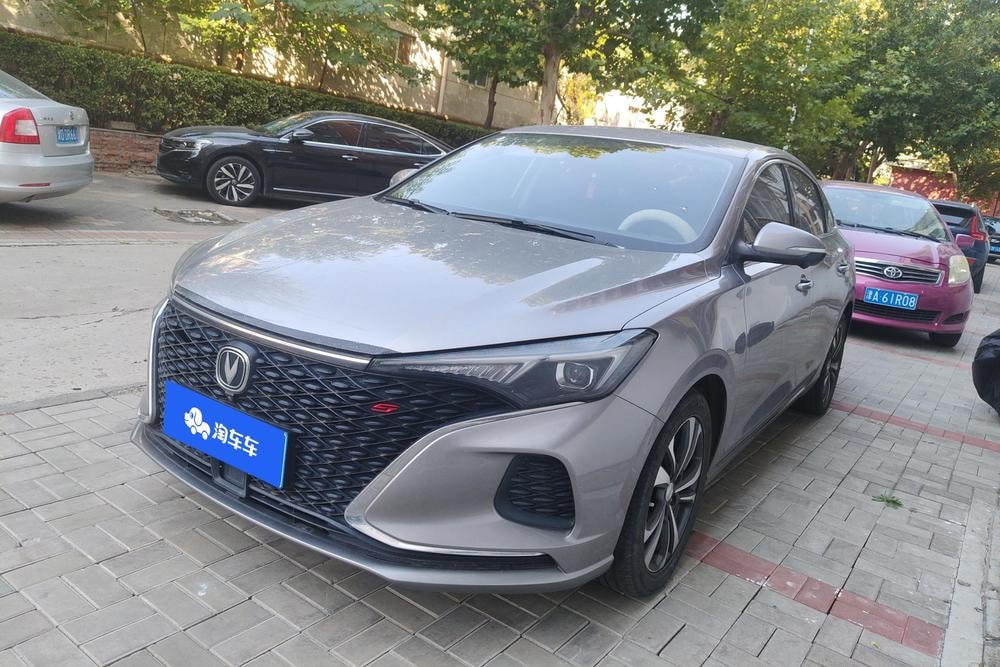 Changan Eado 2020 — фото автомобиля