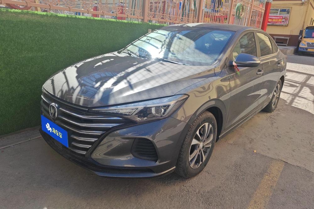 Changan Eado 2022 — фото автомобиля