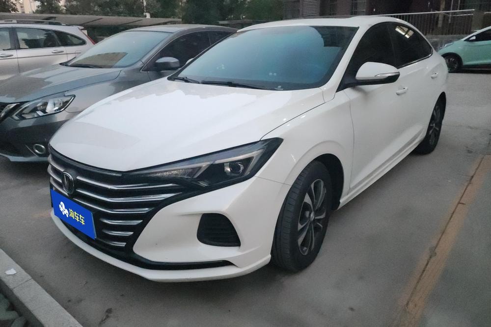 Changan Eado 2022 — фото автомобиля