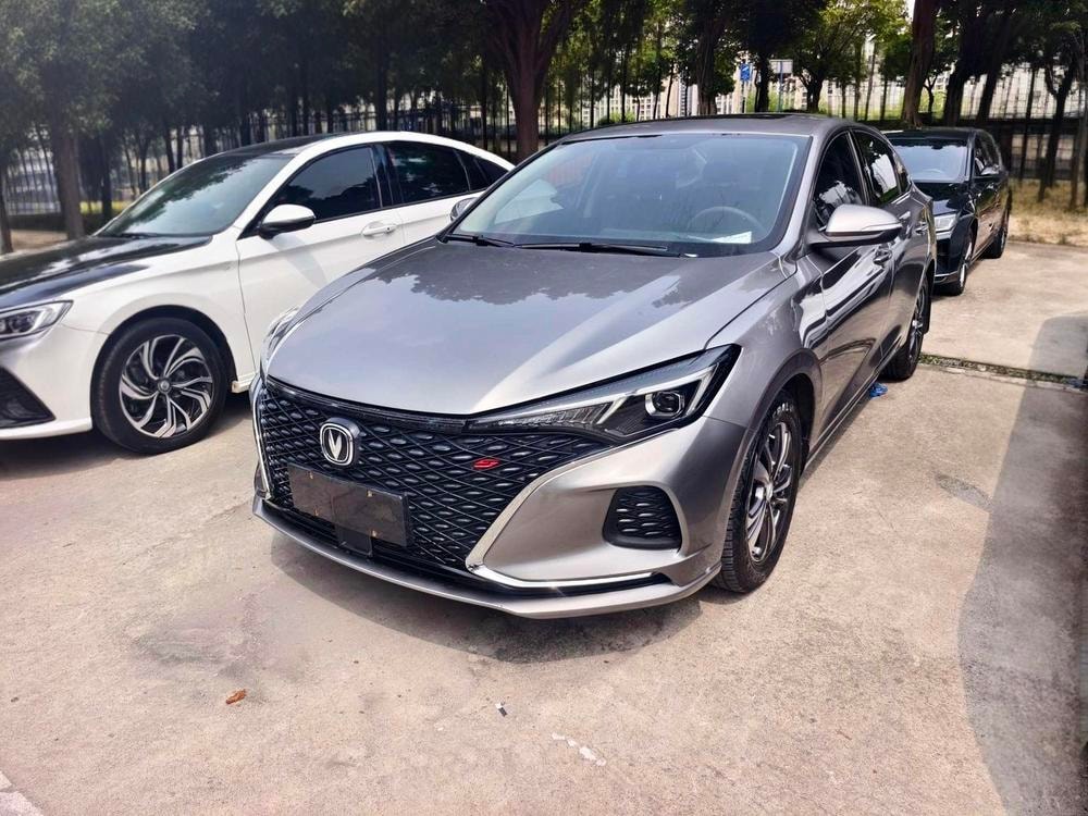 Changan Eado 2021 — фото автомобиля