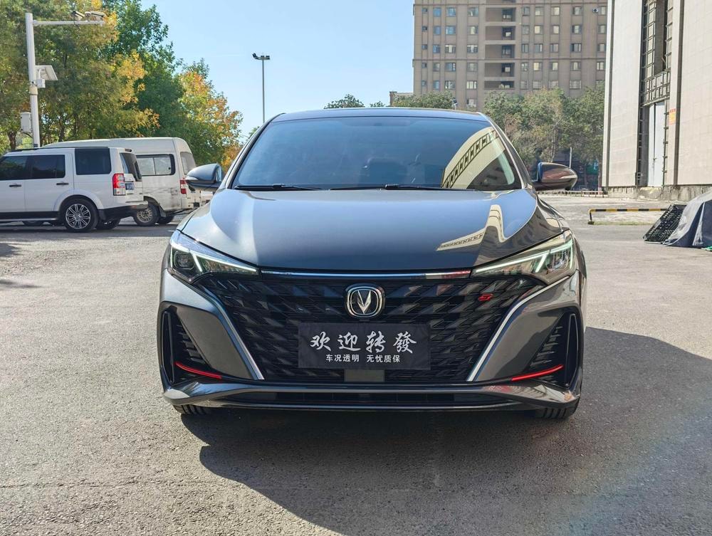 Changan Eado 2025 — фото автомобиля