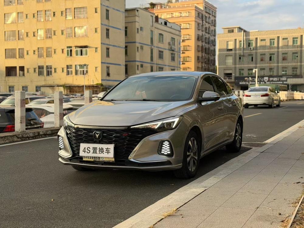 Changan Eado 2021 — фото автомобиля