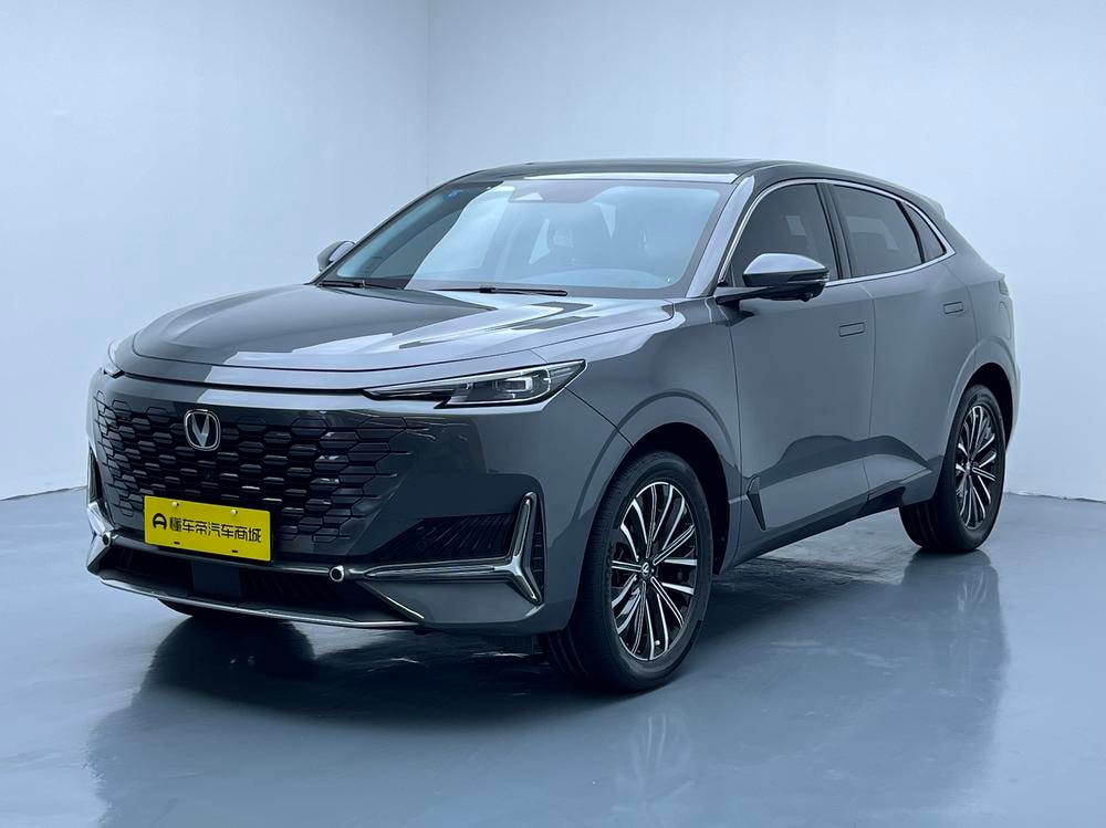 Changan UNI-K 2023 — фото автомобиля 1