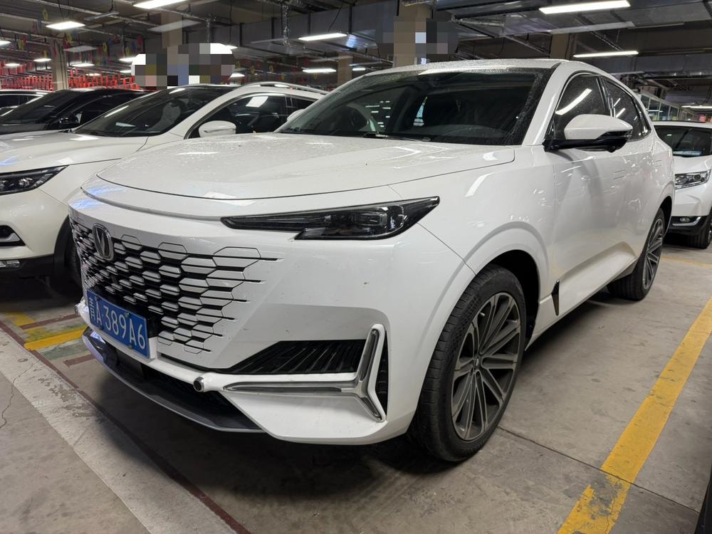 Changan UNI-K 2021 — фото автомобиля 1