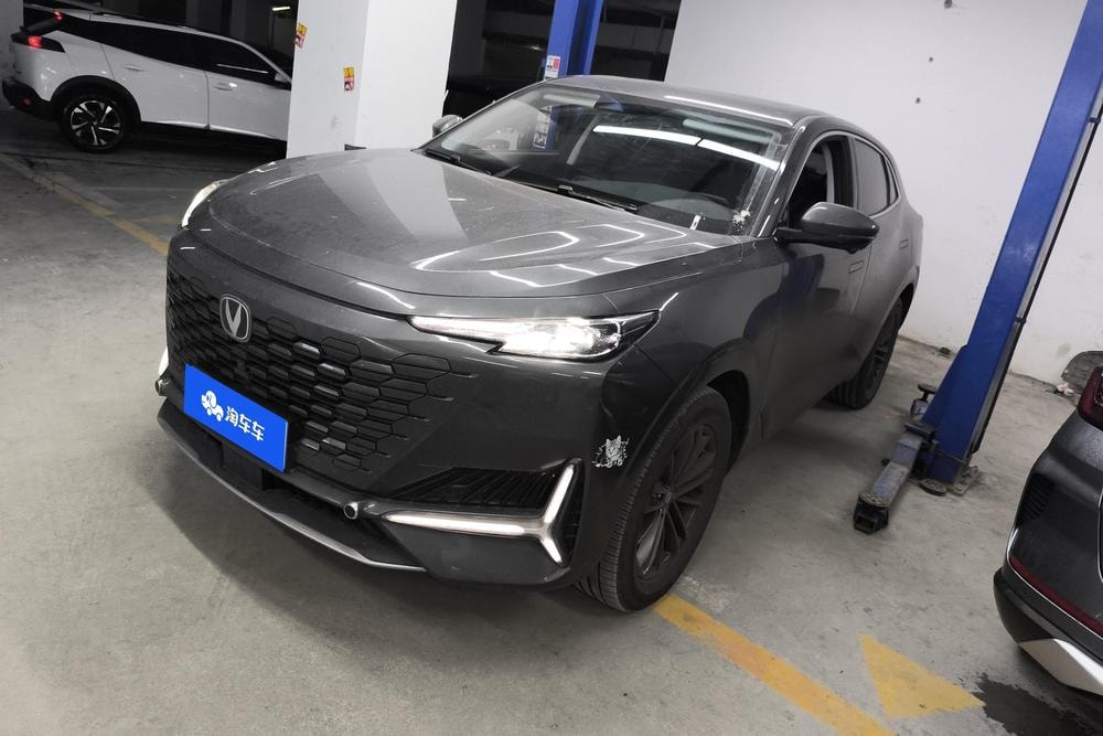 Changan UNI-K 2023 — фото автомобиля