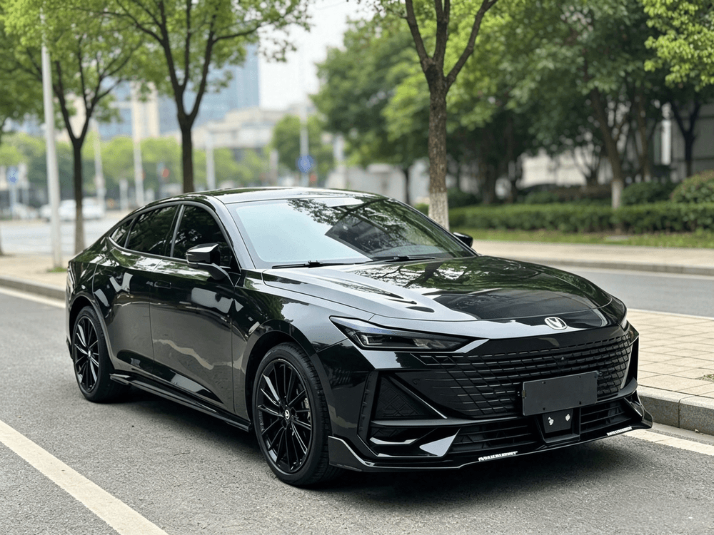 Changan UNI-V 2022 — фото автомобиля