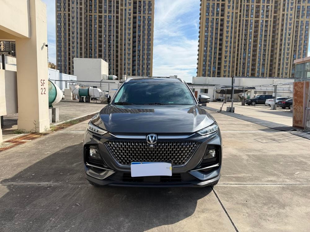 Changan X7 PLUS 2024 — фото автомобиля 1