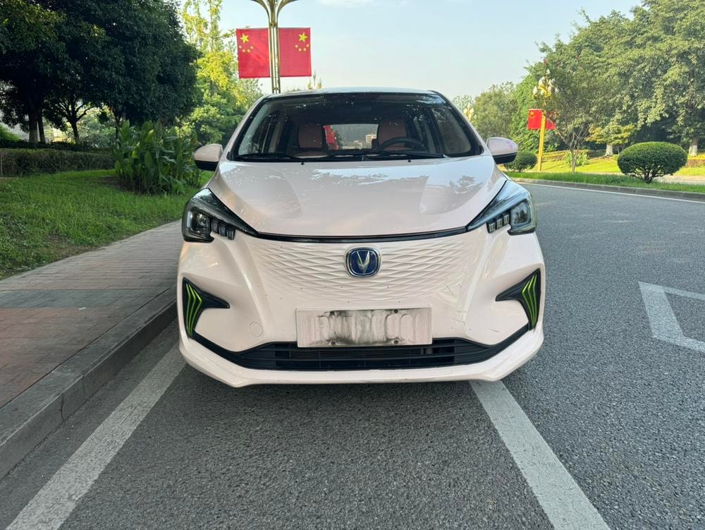 Changan Oshan Benni E-Star 2022 — фото автомобиля 1