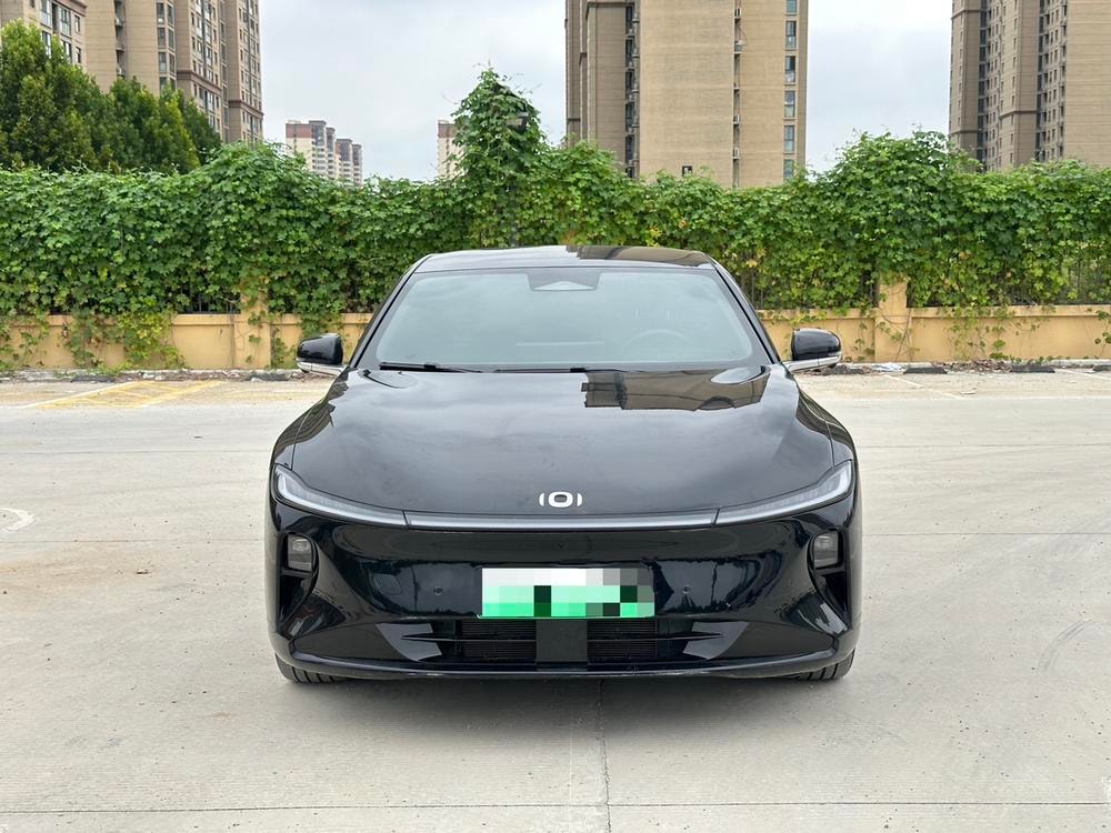 Changan Qiyuan A07 2025 — фото автомобиля
