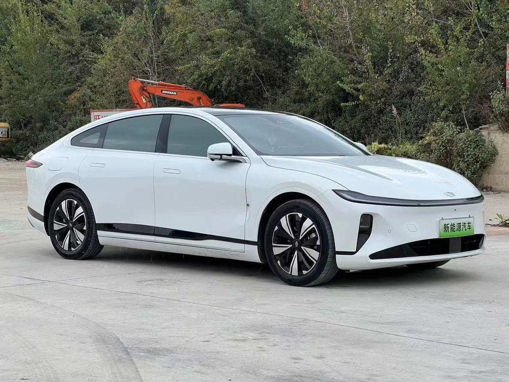 Changan Qiyuan A07 2023 — фото автомобиля 1
