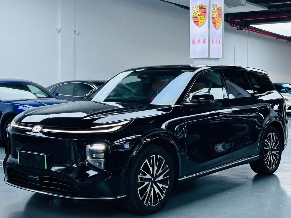 Changan Qiyuan Q07 2025 — фото автомобиля 1