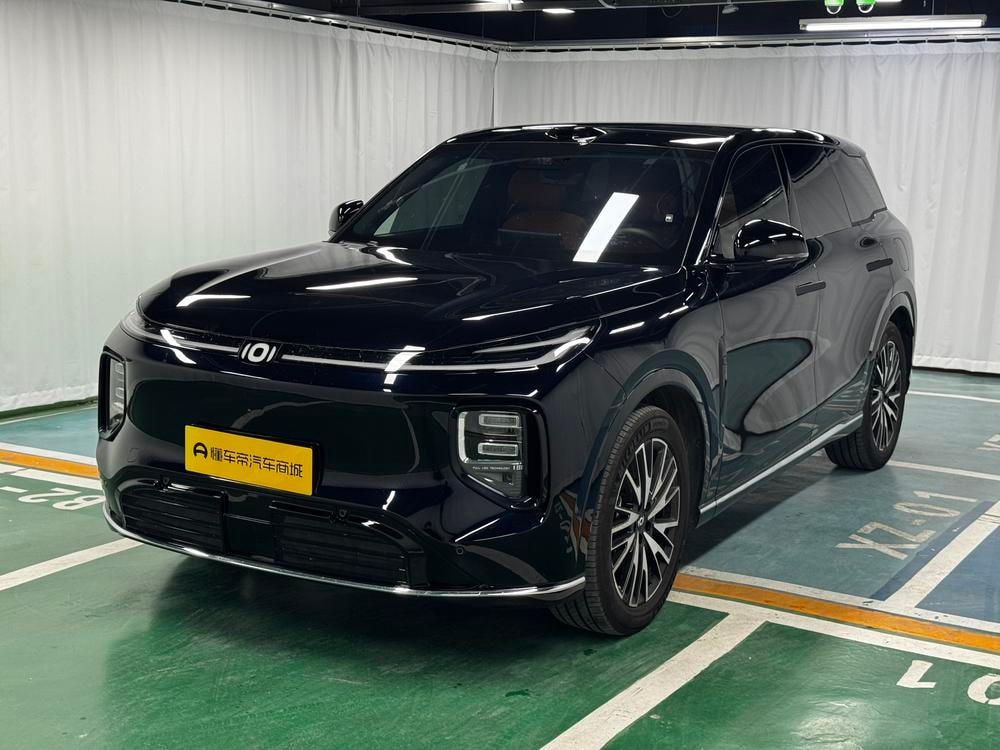 Changan Qiyuan Q07 2025 — фото автомобиля